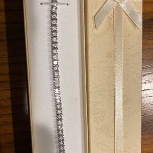 This beautiful sterling silver tennis bracelet